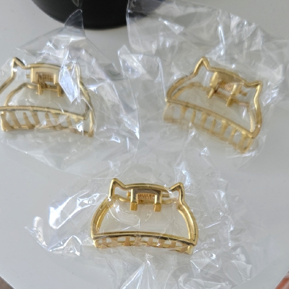 Pack of 3 - Gold Cat-Shaped Hair Clips